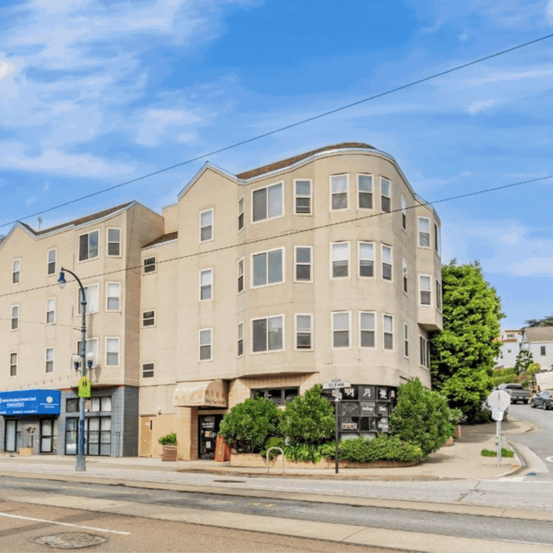 PIctures of condo.