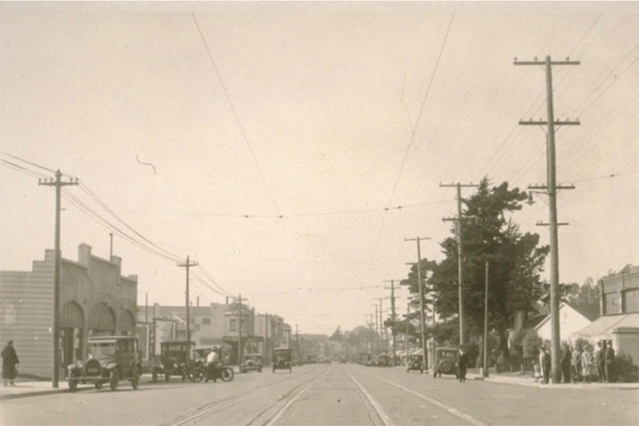 Old photo of Ocean Avenue.