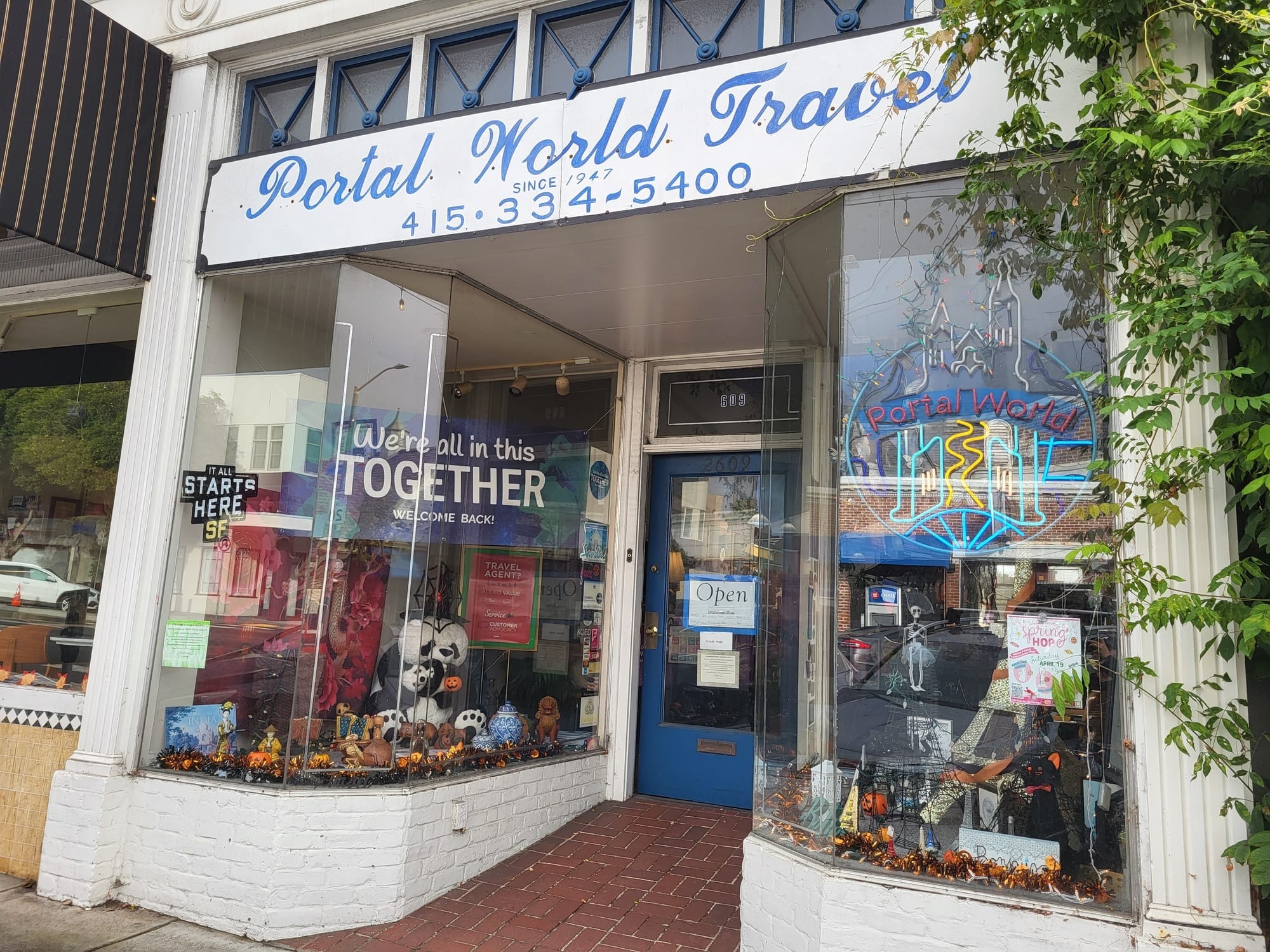 Storefront of Portal World Travel.